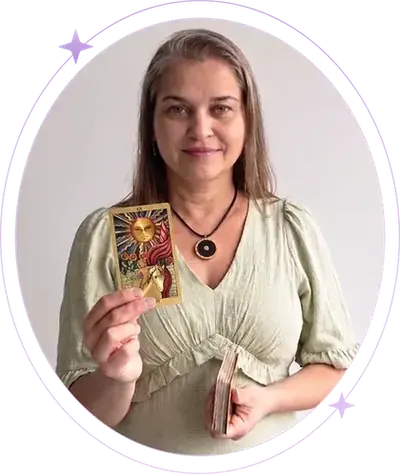 Polly Liuti, taróloga
